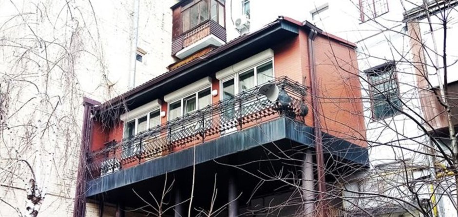 Пристроенные балконы