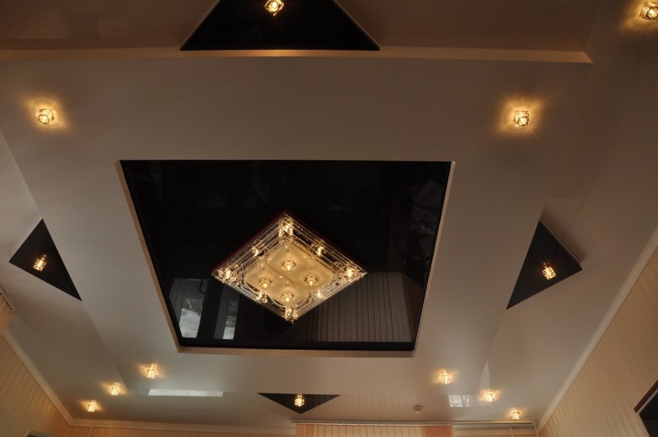 Светильник потолочный акриловый Luminaria