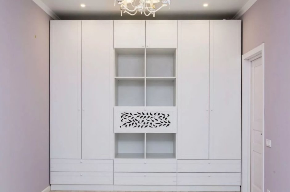 Шкаф для маленькой комнаты