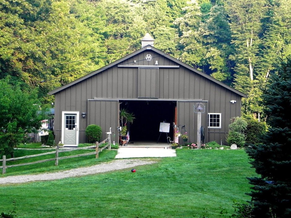 Barn House с гаражом