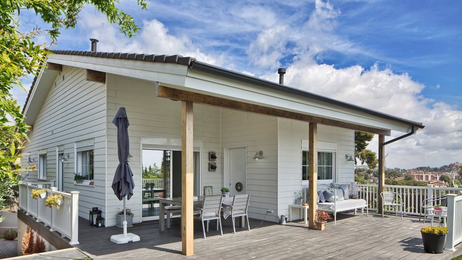 Дом в скандинавском стиле одноэтажный с террасой