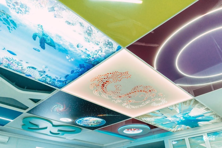 Натяжные потолки фон