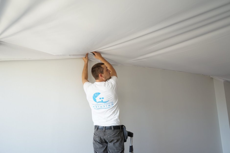 Натяжка тканевого потолка