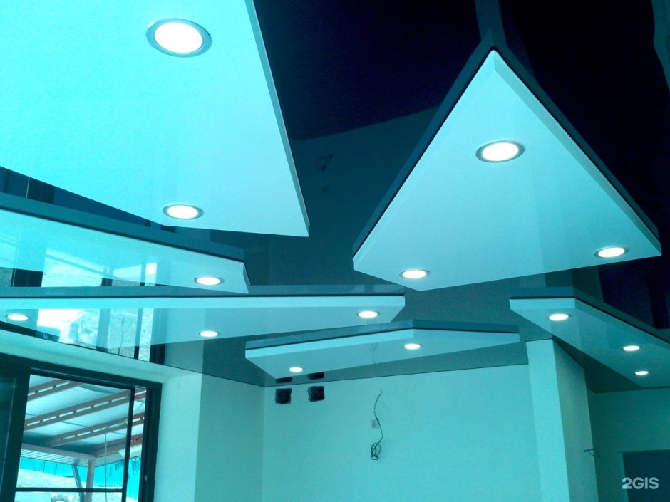 Натяжные потолки