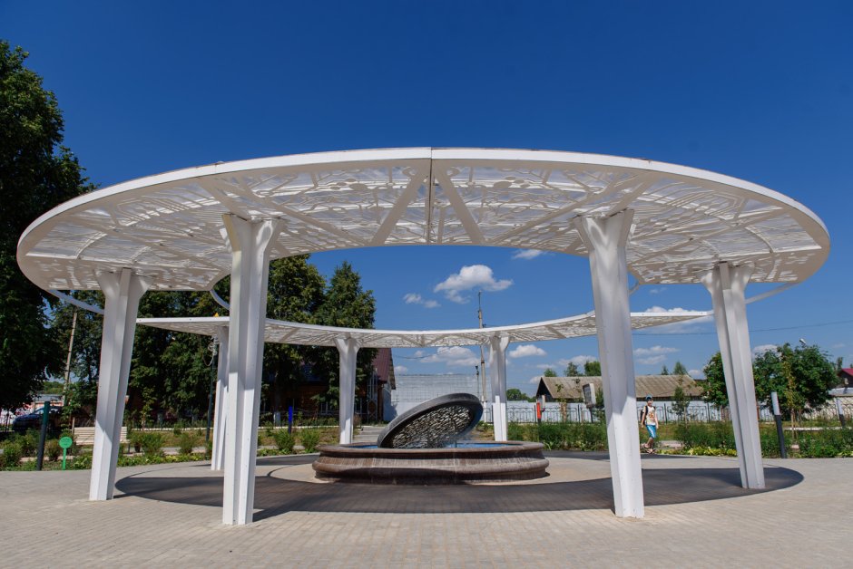 Восьмигранная беседка с мангалом