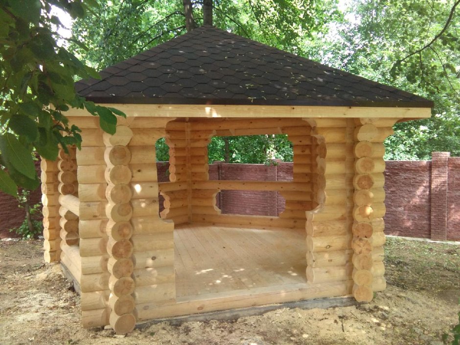Беседка из оцилиндрованного бревна 2 на 2
