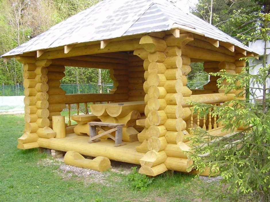 Беседка из кругляка