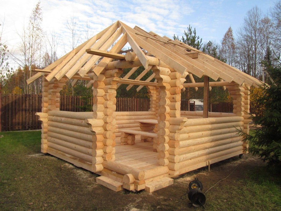 Беседка оцилиндрованное бревно