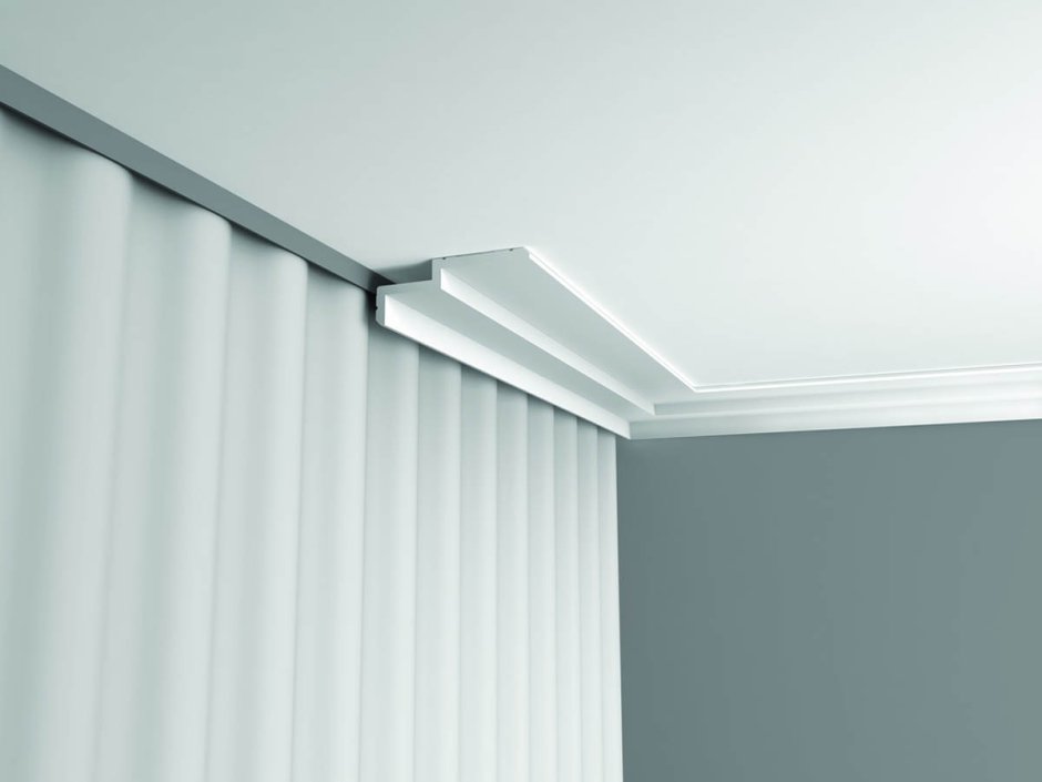 Потолочный плинтус для штор