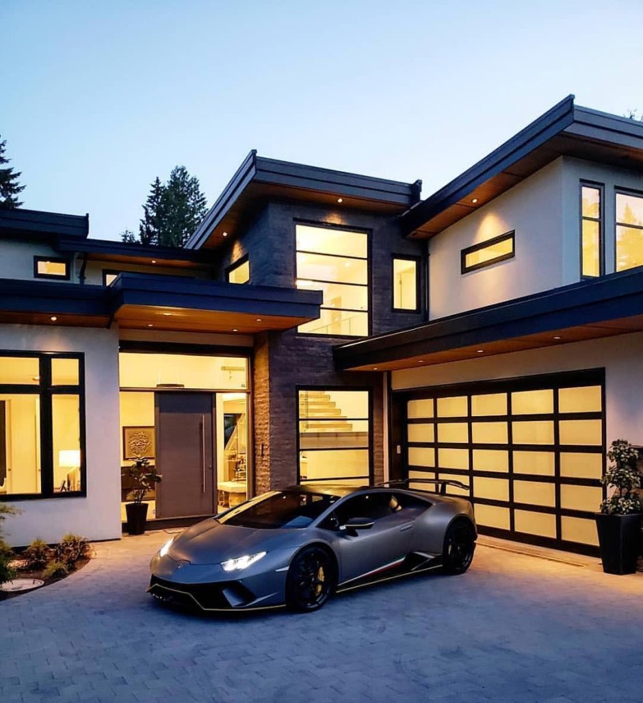 Богатый дом и машина