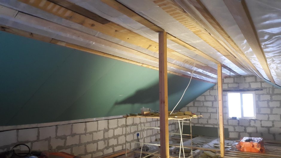 Теплоизоляция мансардной крыши гипрок