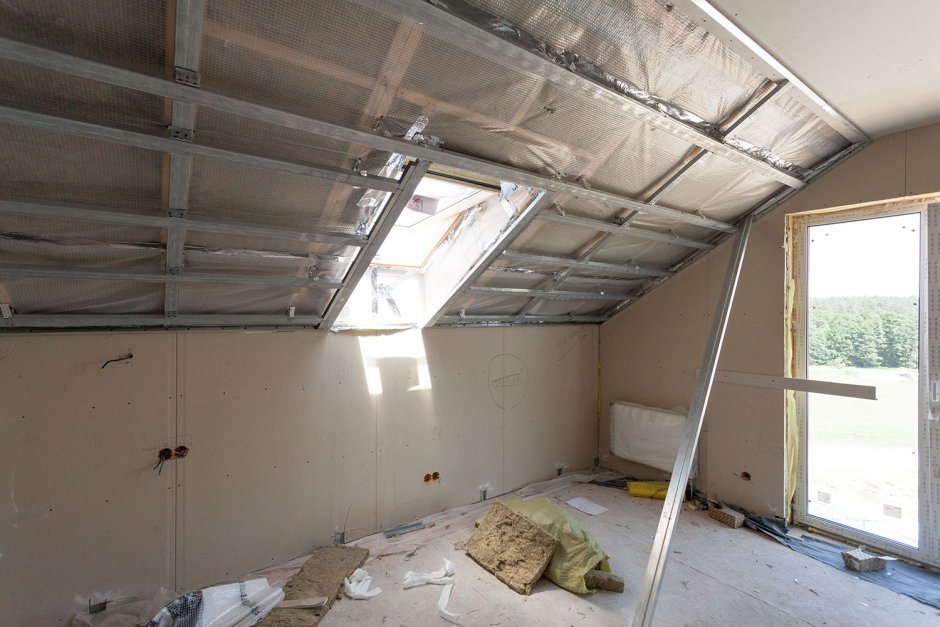 Обшивка мансарды гипсокартоном