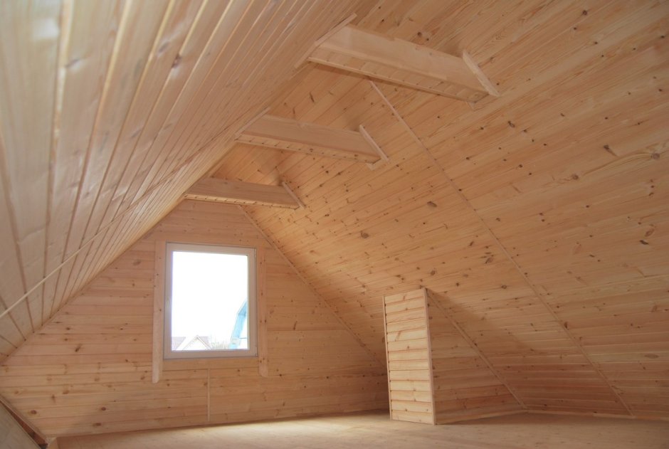 Отделка мансарды вагонкой