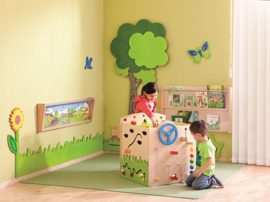 Тактильная стена в детском саду