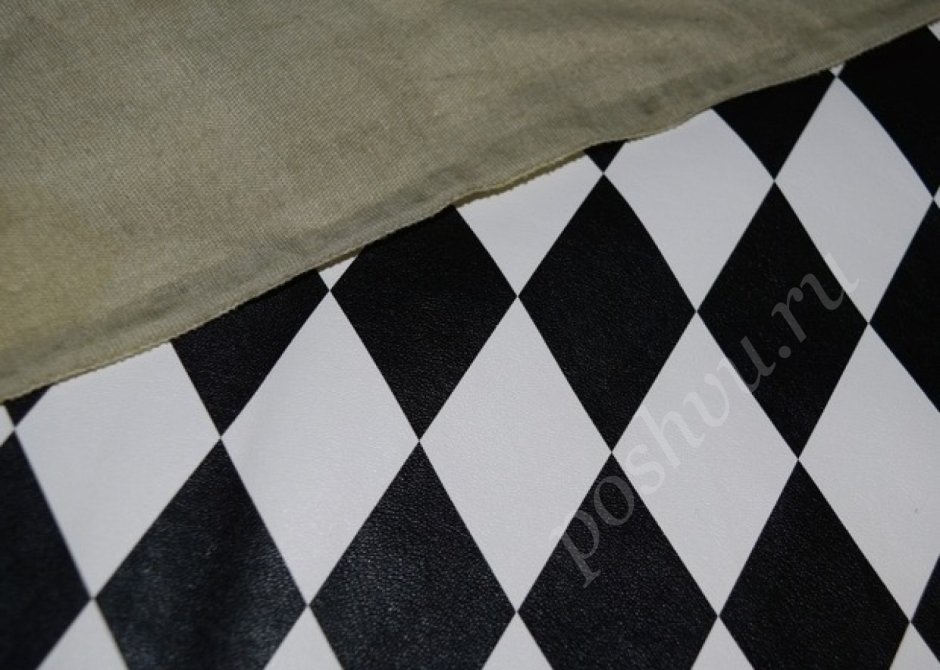 Линолеум белый с черными ромбиками