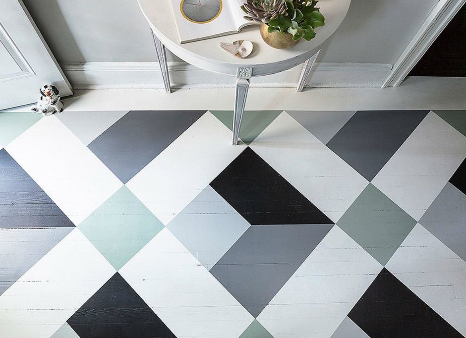 Крашеная напольная плитка