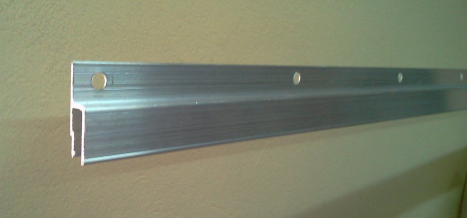 Профиль багет для натяжных потолков