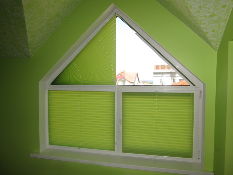 Треугольные окна