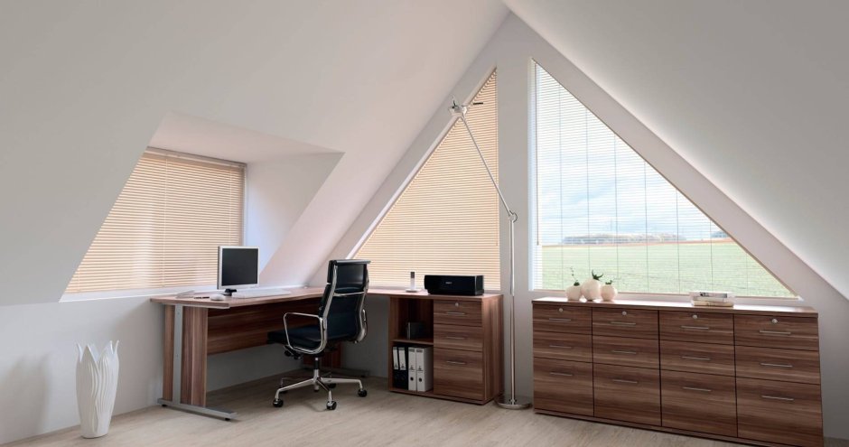 Жалюзи на треугольные окна