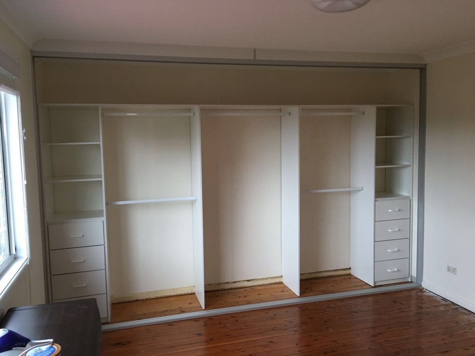 Встроенный шкаф купе из гипсокартона