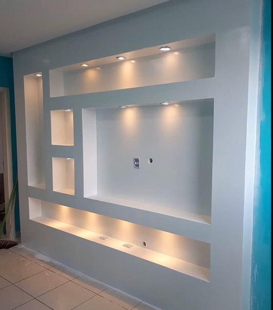 Шкаф встроенный в нишу