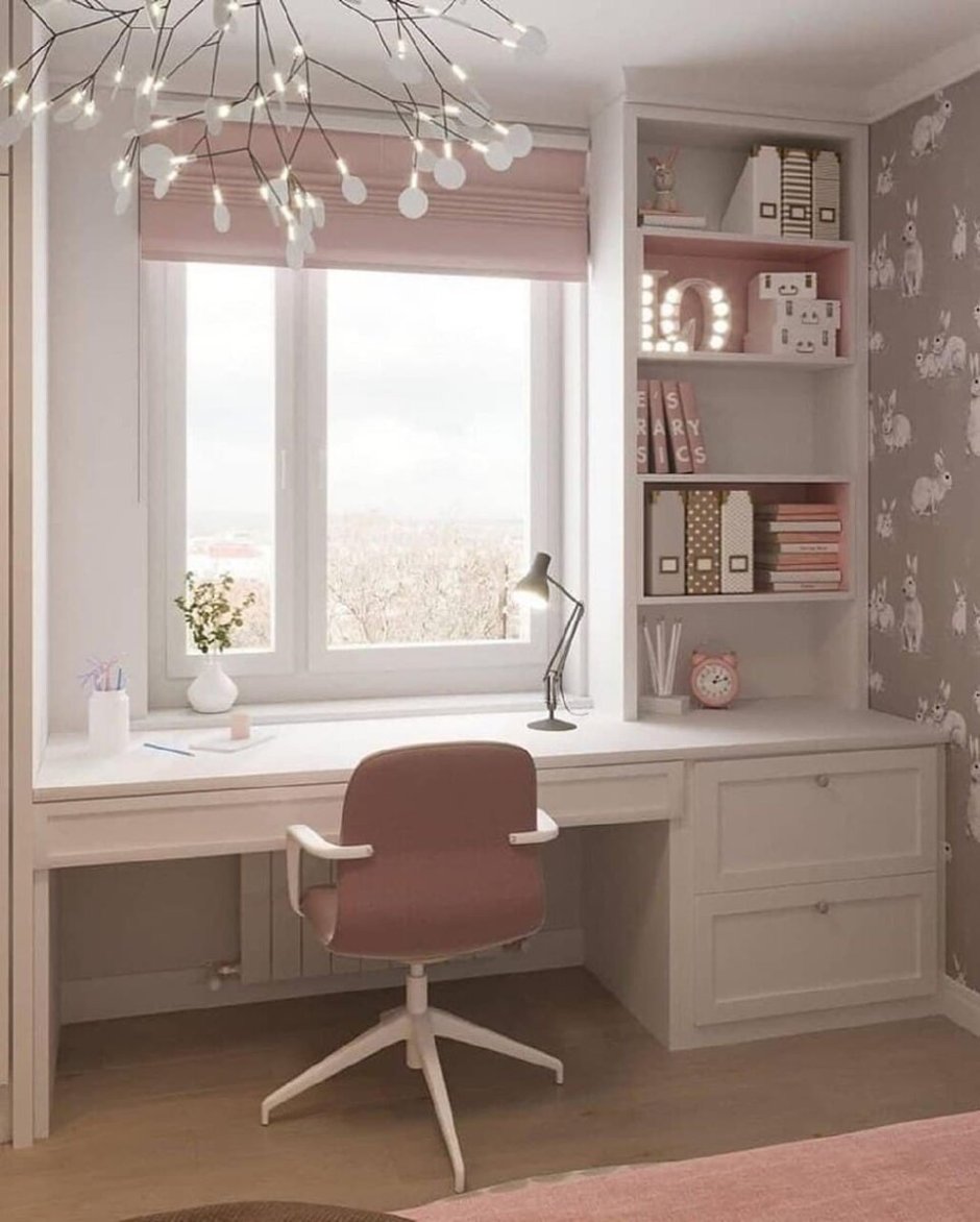 Шкаф купе вокруг окна