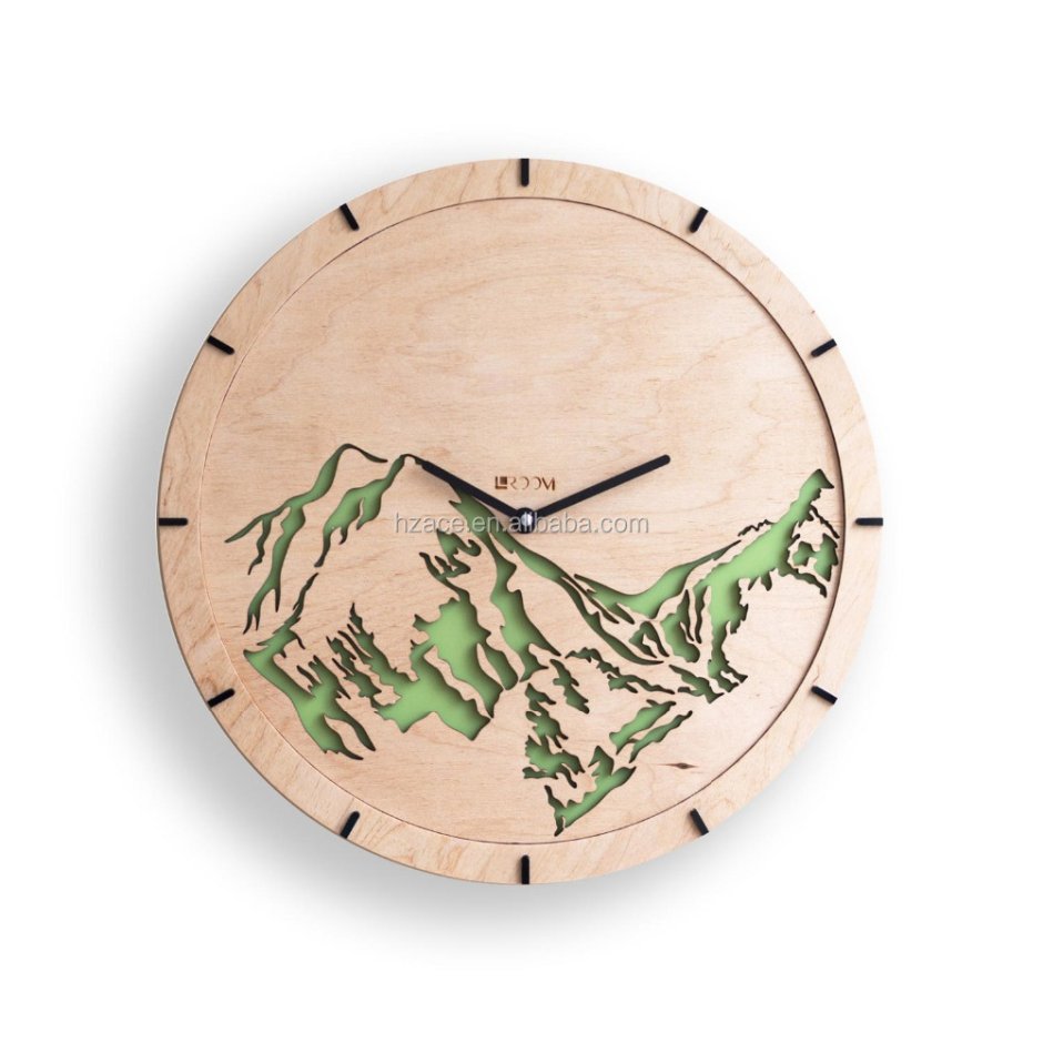 Часы горы из фанеры