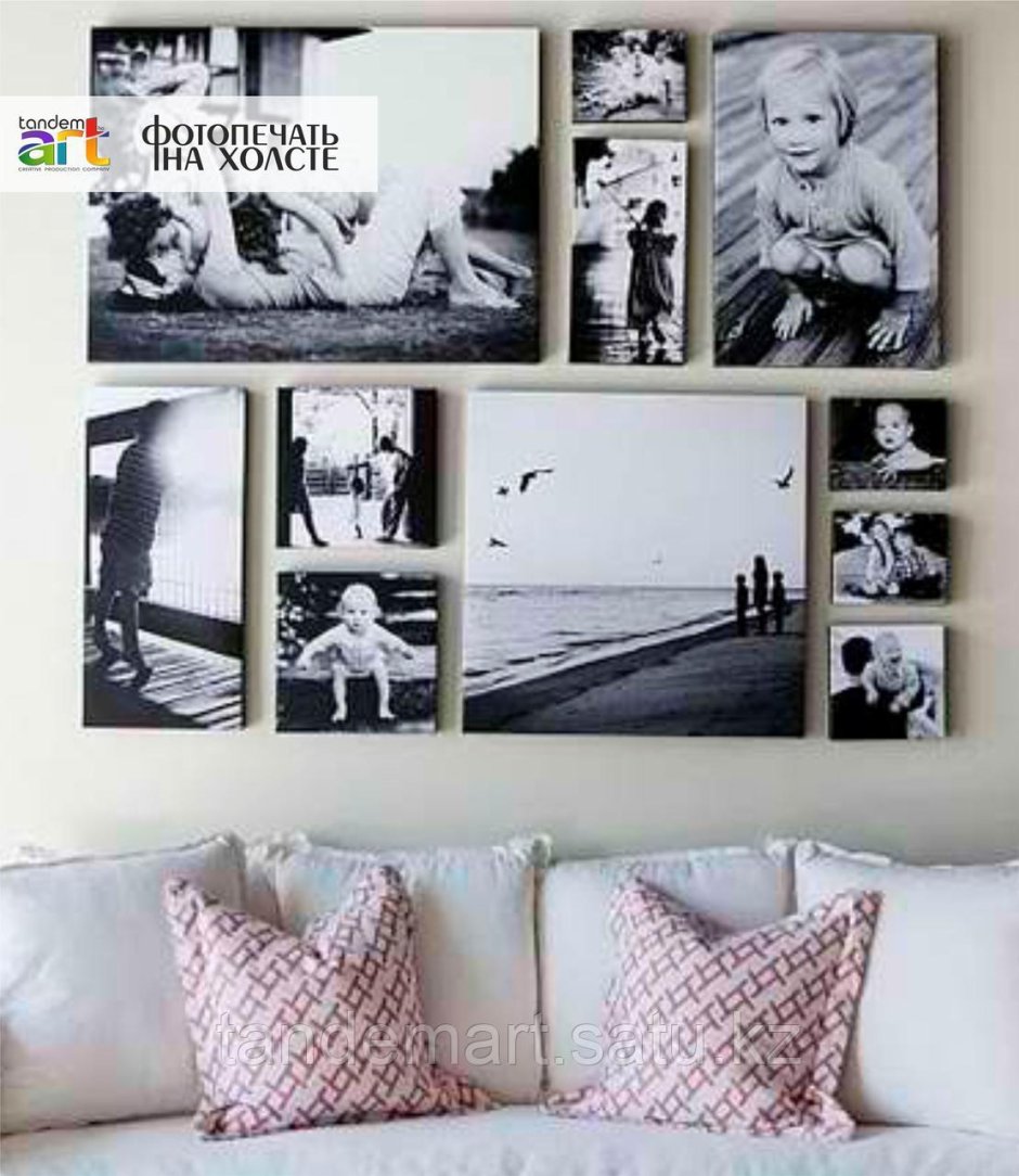 Композиция из фотографий на стене