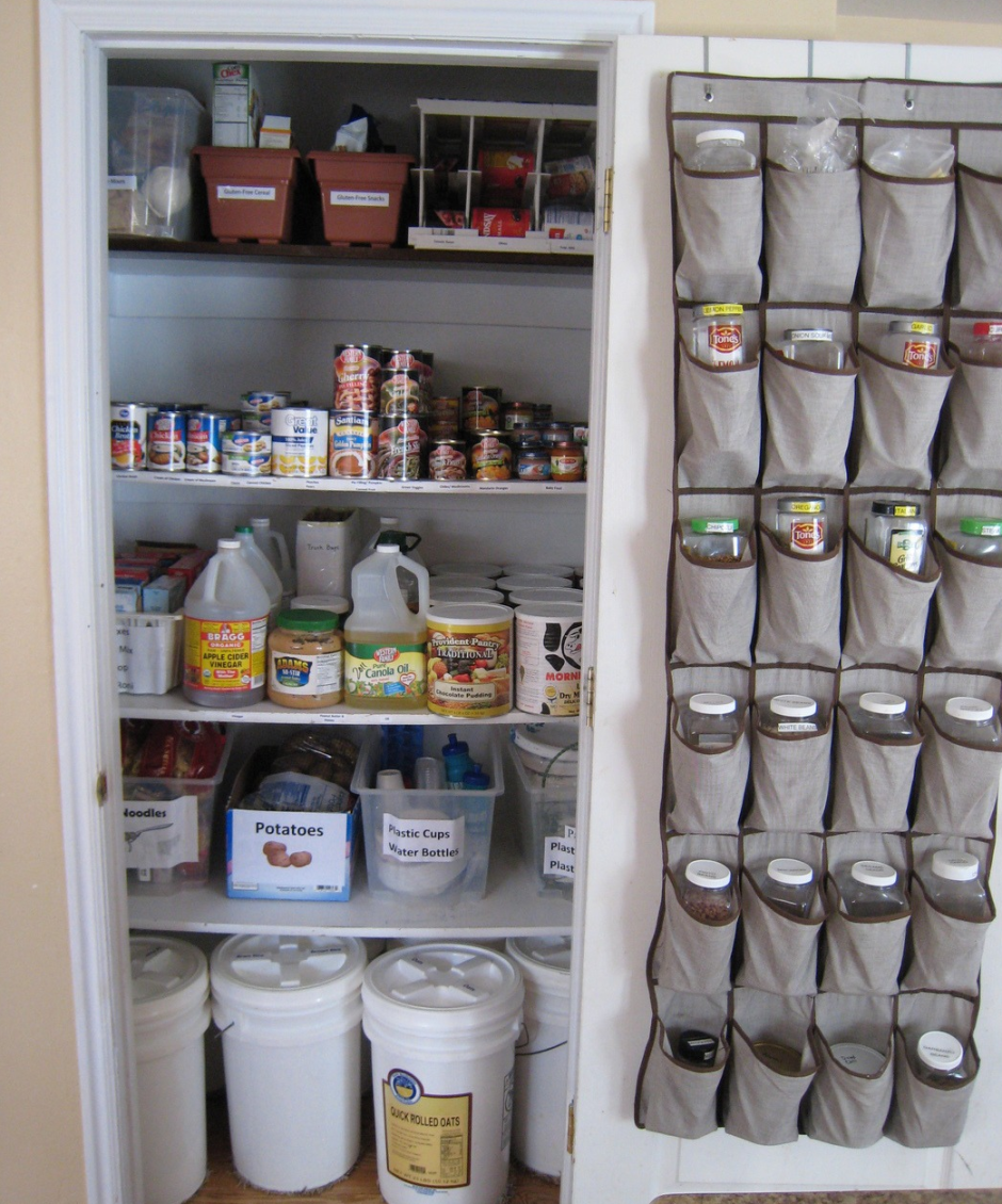 Шкаф кладовка для продуктов