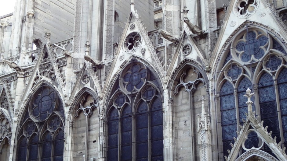 Амьенский собор стрельчатая арка