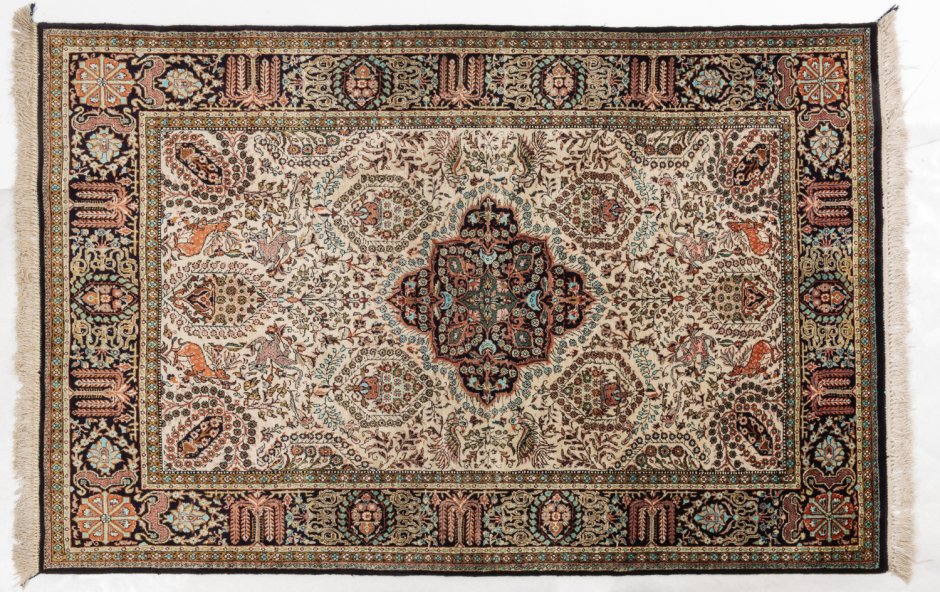 Старинный персидский ковер