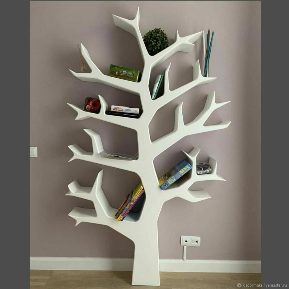 Полки для книг в виде дерева