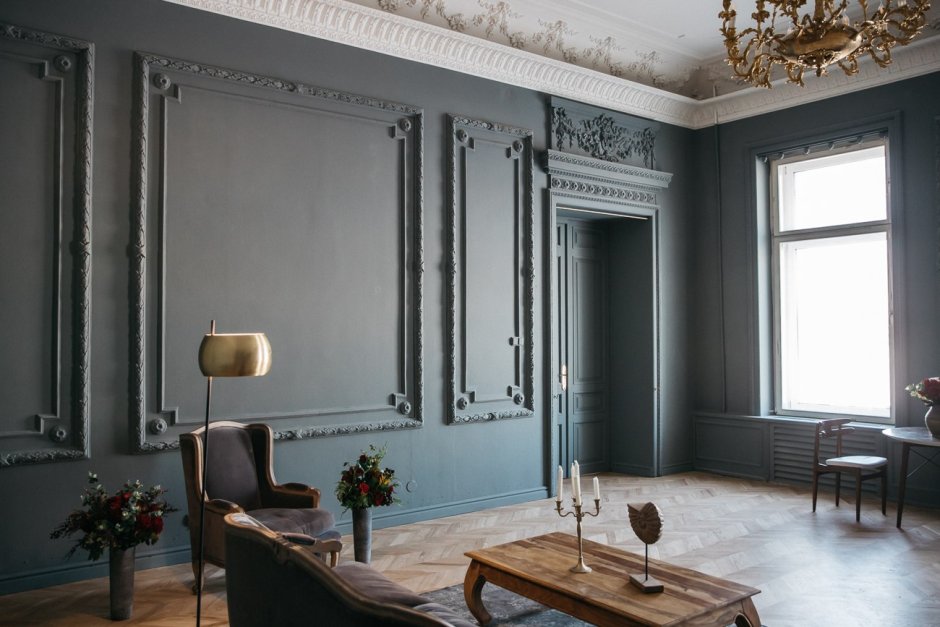 Лепнина на стенах