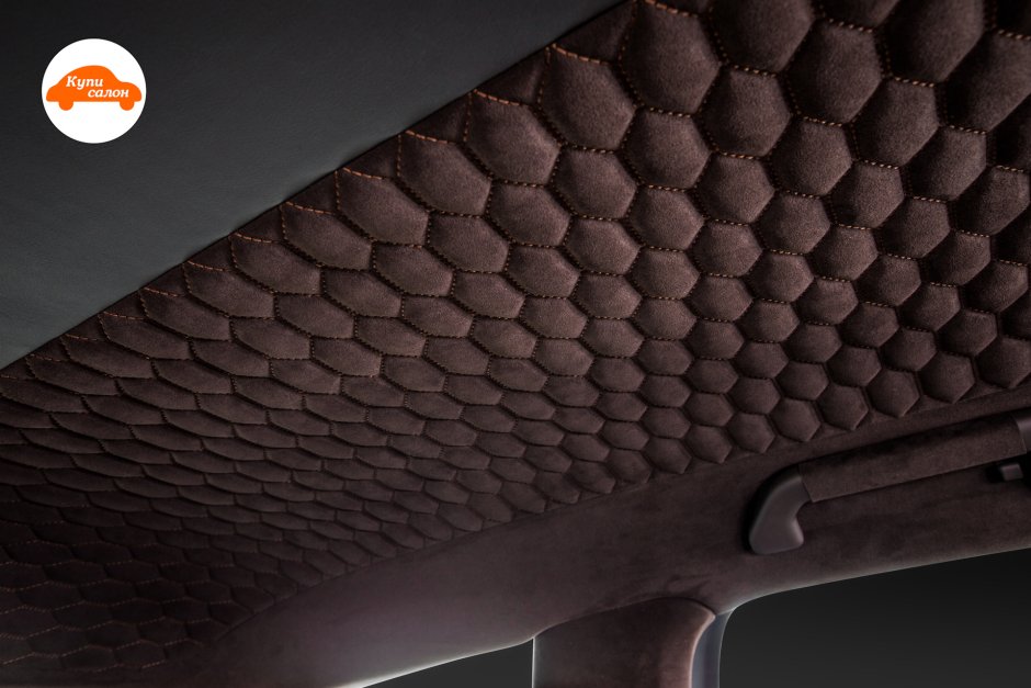 Потолок сотами авто