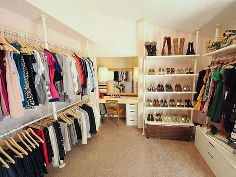 Полный гардероб брендовой одежды