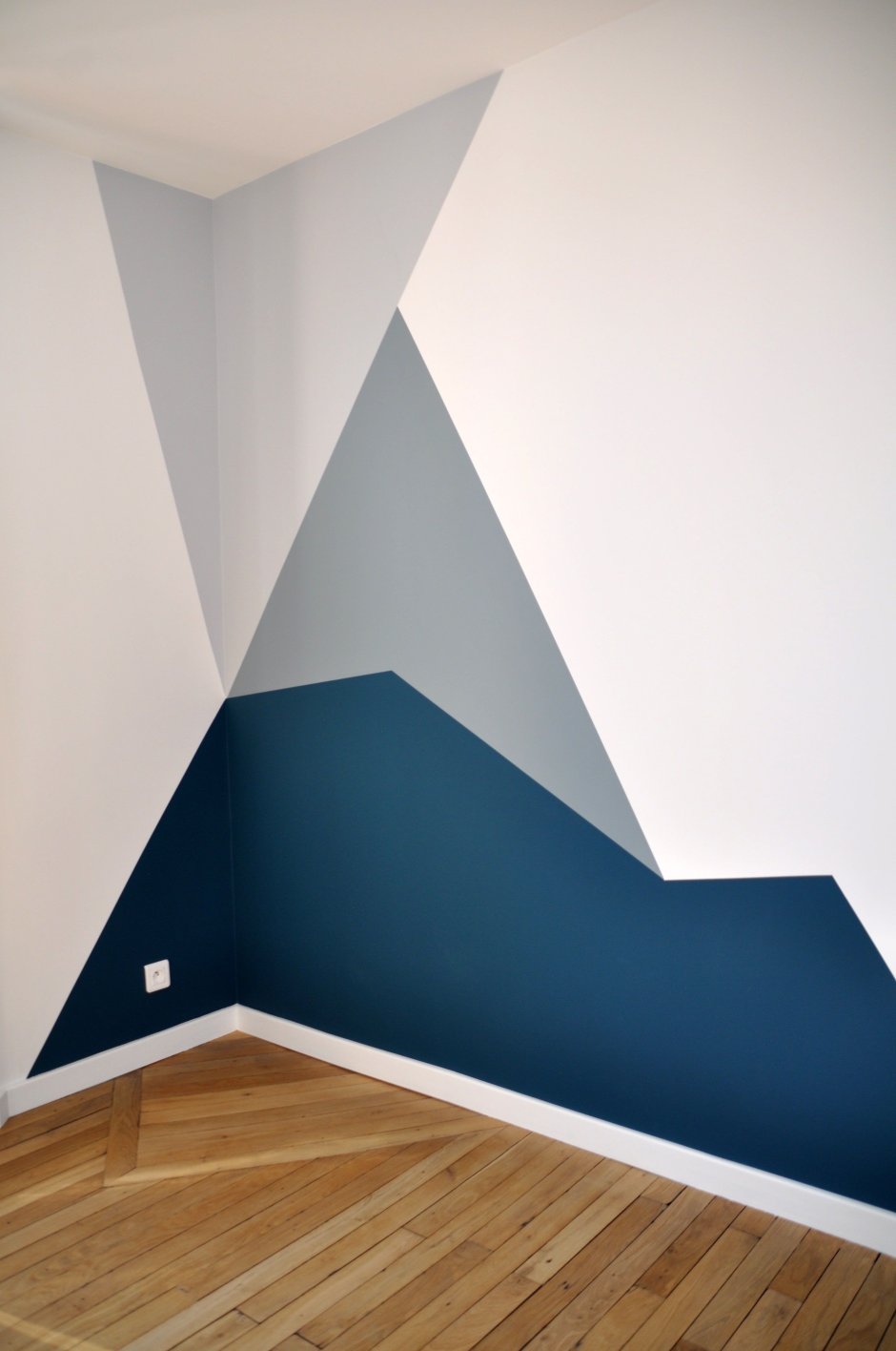 Подсветка треугольники на стену