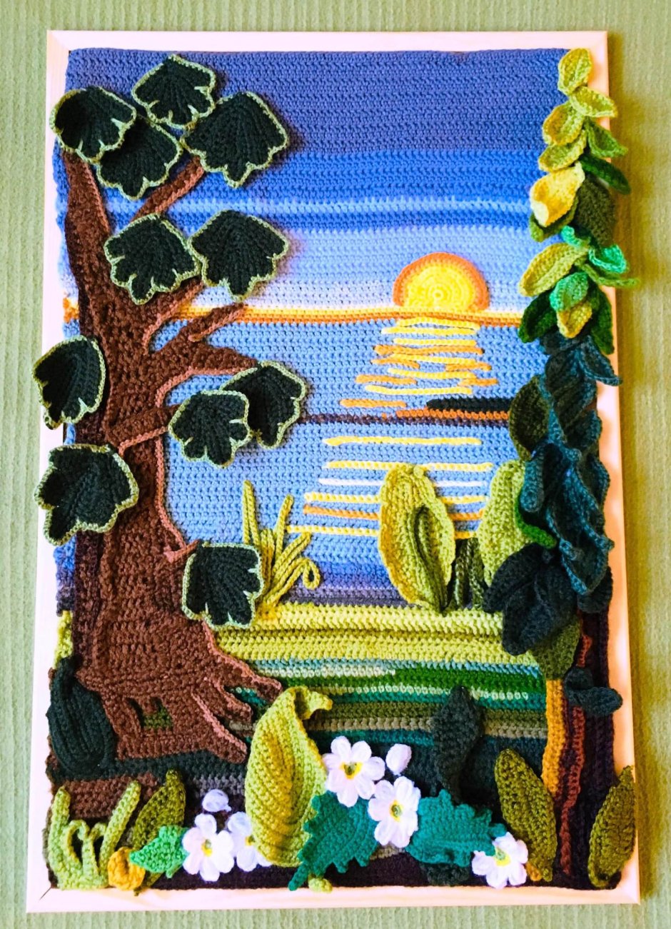 Вязаное панно на стену