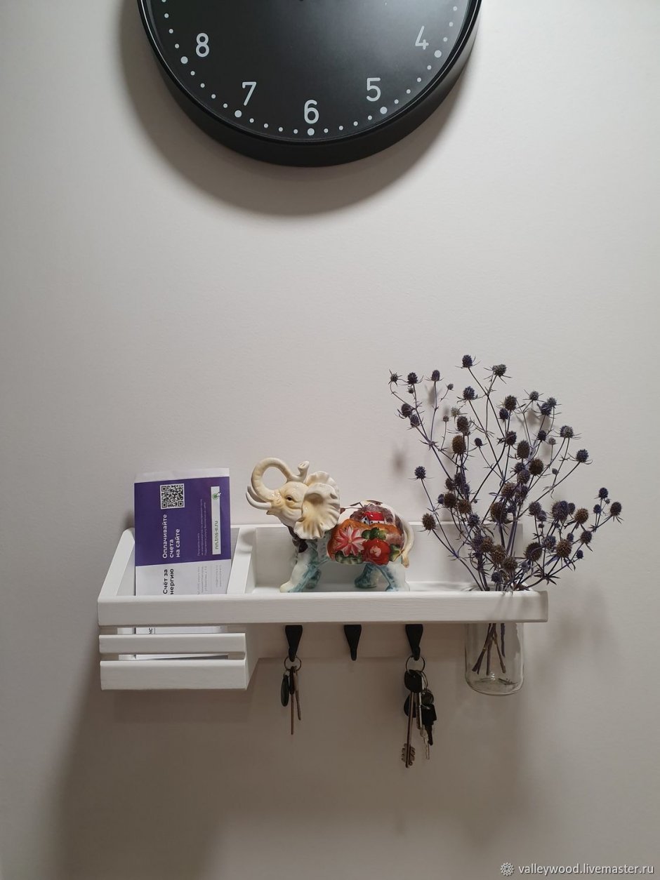Полка для ключей в прихожую