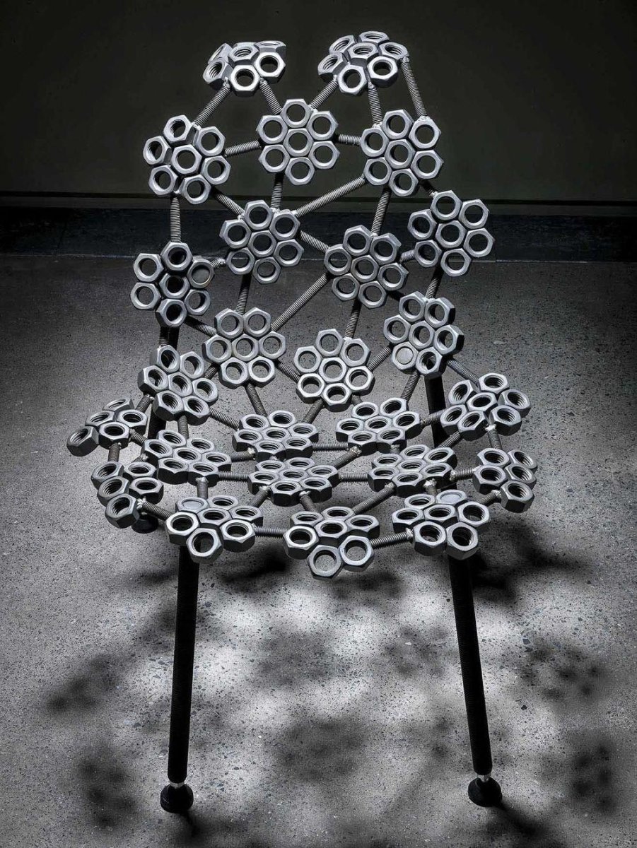 Мебель из гаек