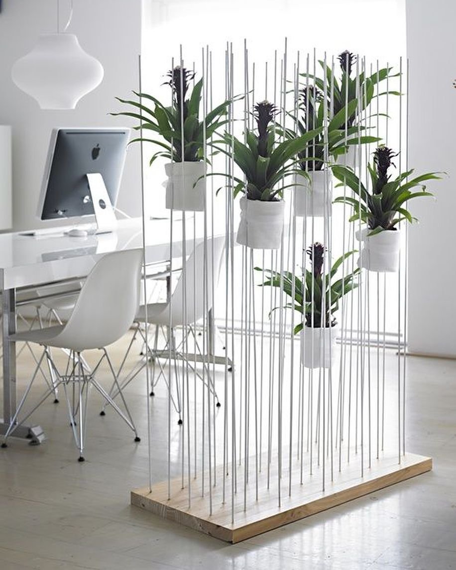 Перегородка для цветов для зонирования