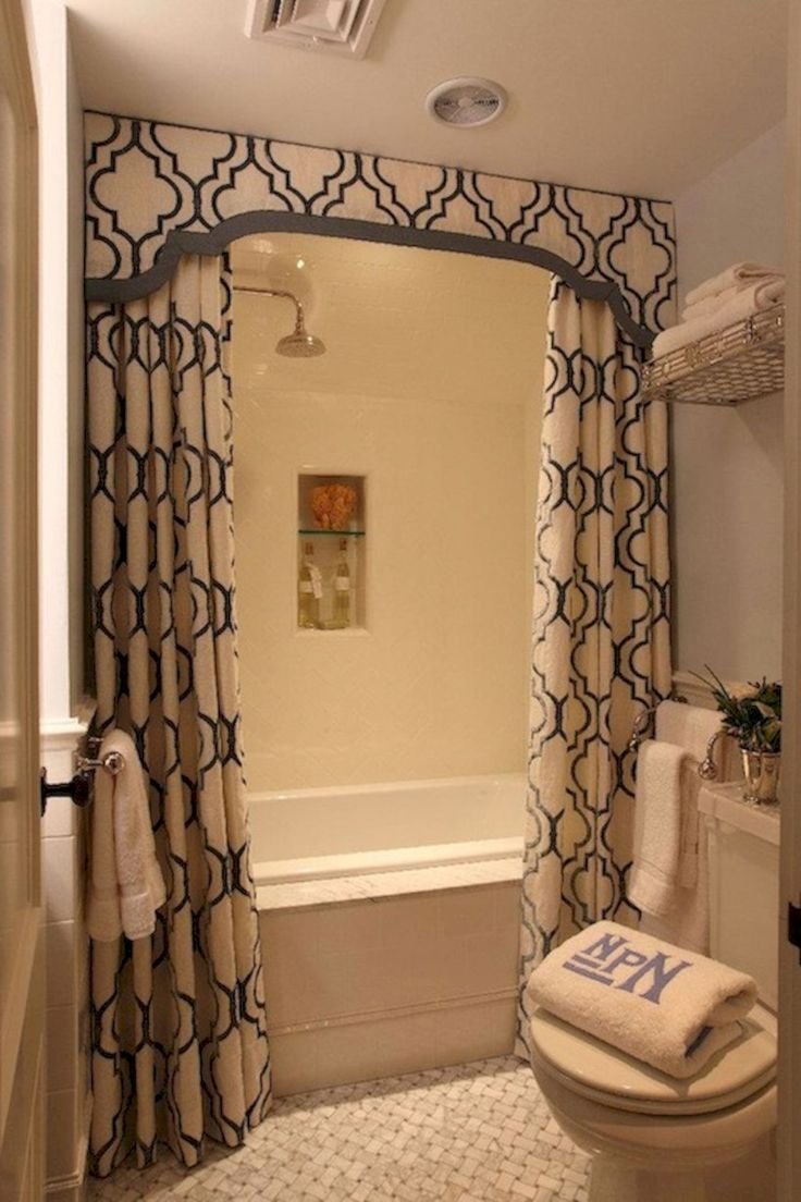 Дизайнерская штора в ванную