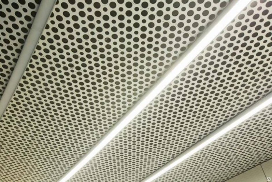 Железный подвесной потолок