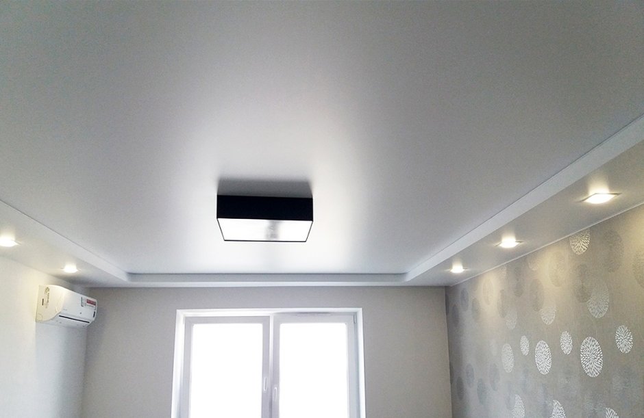 Двухуровневые натяжные потолки