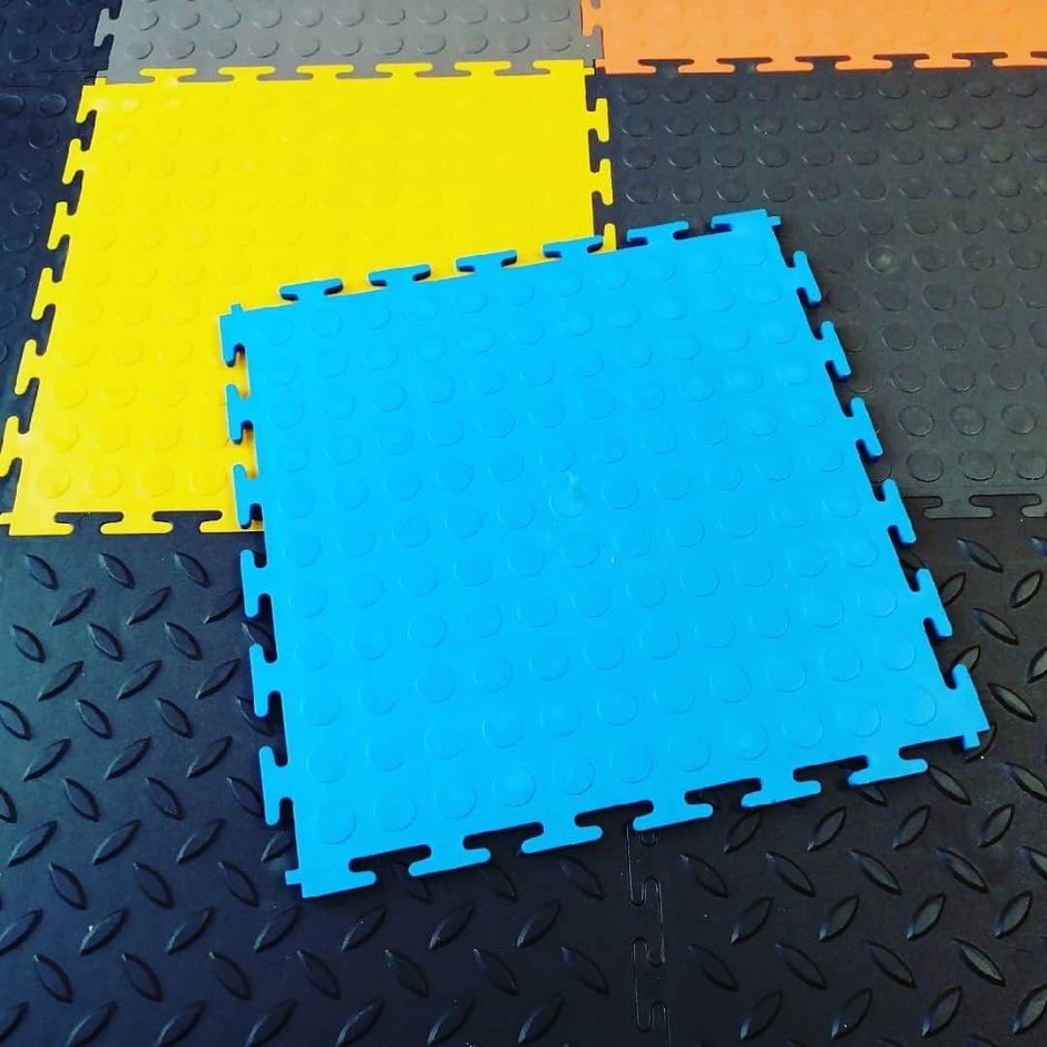 Модульную ПВХ плитку strongpol