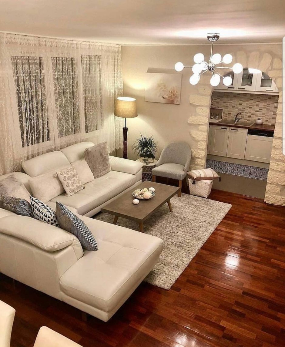 Небольшая гостиная в частном доме