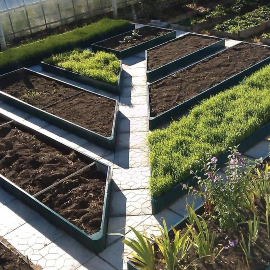 Ограждение для грядки на даче