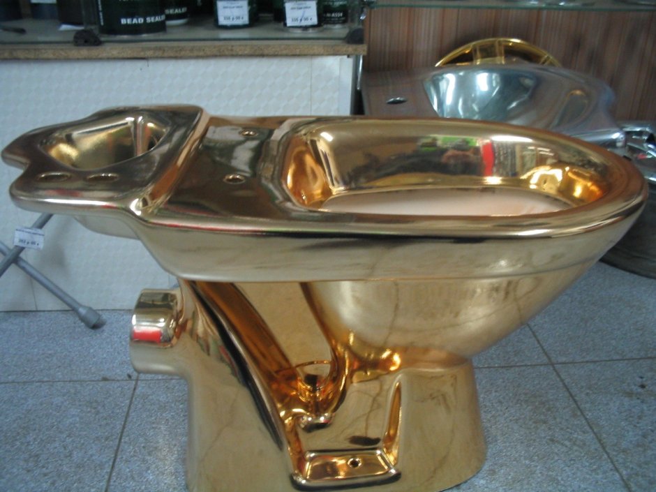 Туалет Луи Виттон