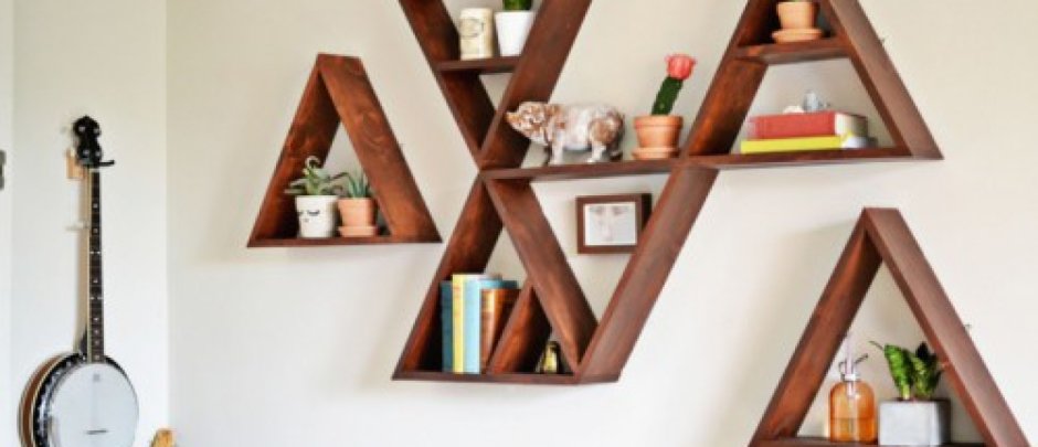 Креативные полки из мебели для обои магазина