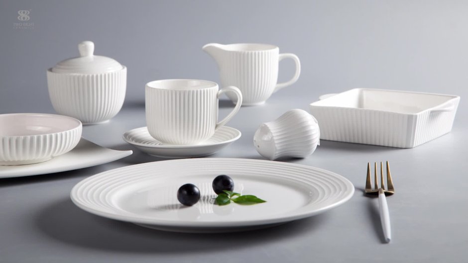 Белая керамическая посуда
