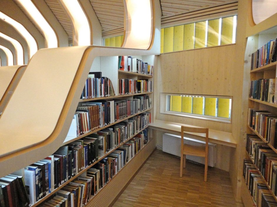 Современный интерьер читального зала библиотеки
